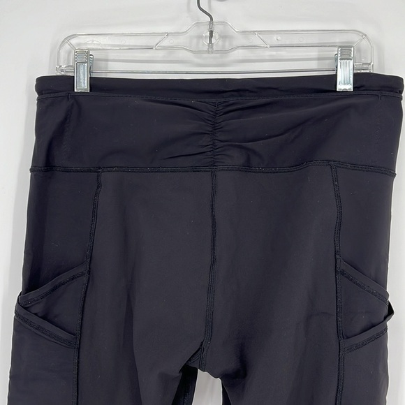 Lululemon Outrun 17” Crop Ruched Back Leggings Black Luxtreme Size 12 - Picture 10 of 11
